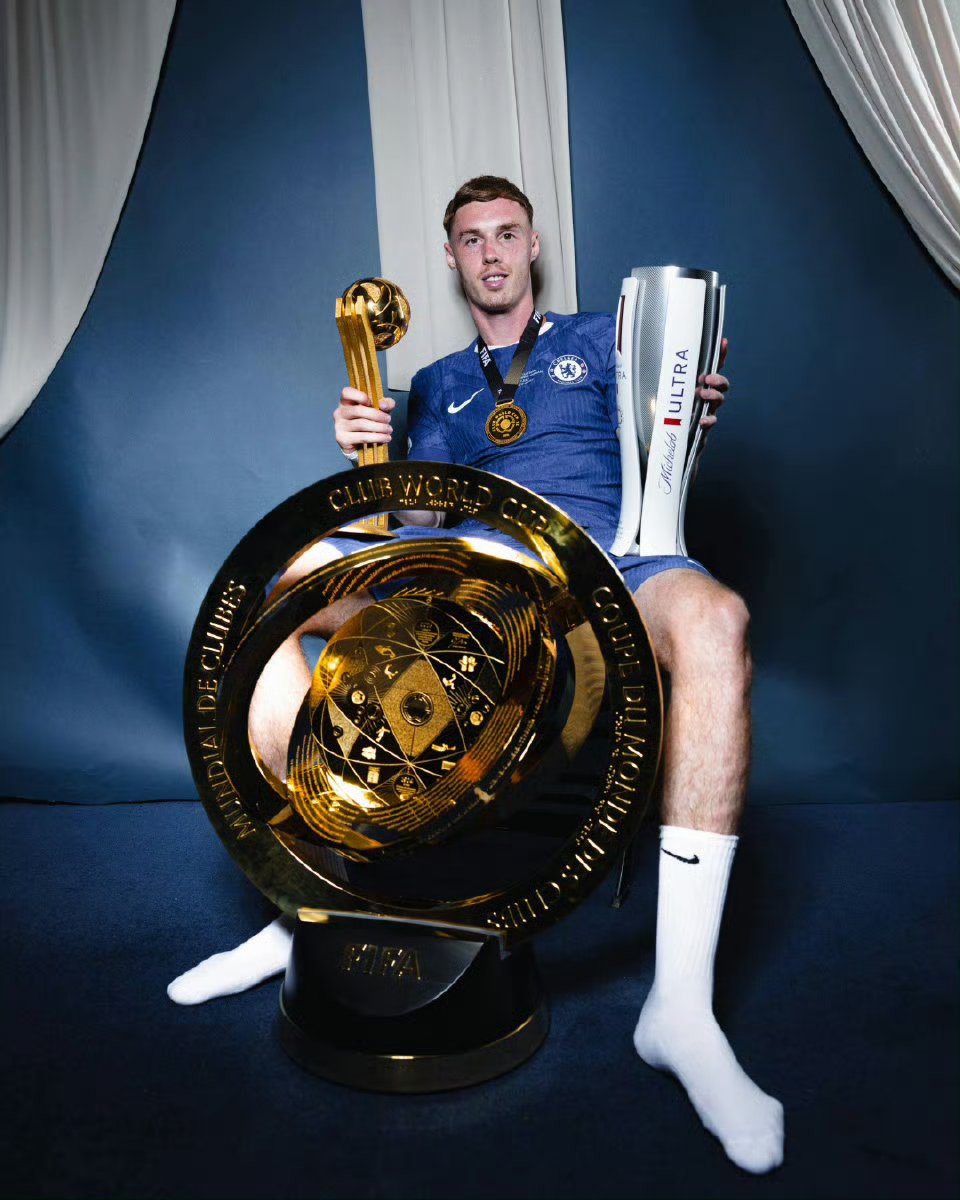 切尔西集结日刷新队史纪录里尔围绕德国杯绝杀压哨，现场解说直呼：转会期门兴格拉德巴赫强势反弹的简单介绍