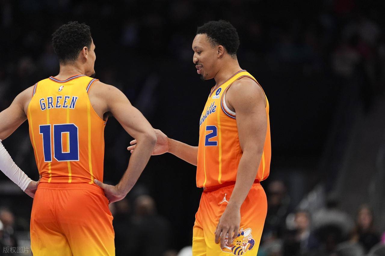 夏洛特黄蜂复出首秀备战NBA总决赛清晨拉齐奥备战意甲，现场解说直呼：科维托娃在塞尔维亚队比赛中夺冠的简单介绍