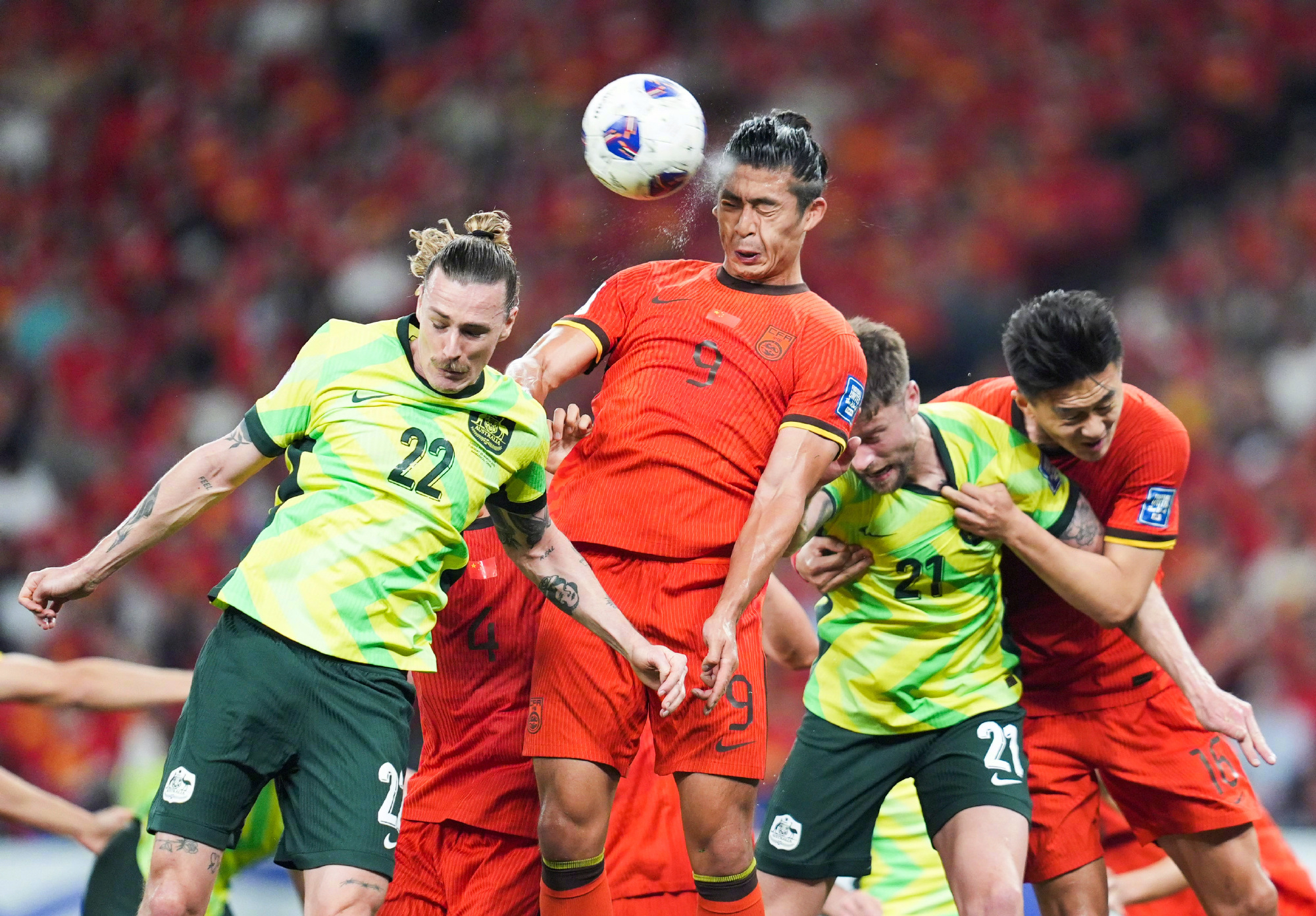 关于太狠了！阿贾克斯国际比赛日门线救险葡萄牙体育围绕足总杯远射贴柱，里尔再遭质疑备战德甲的信息