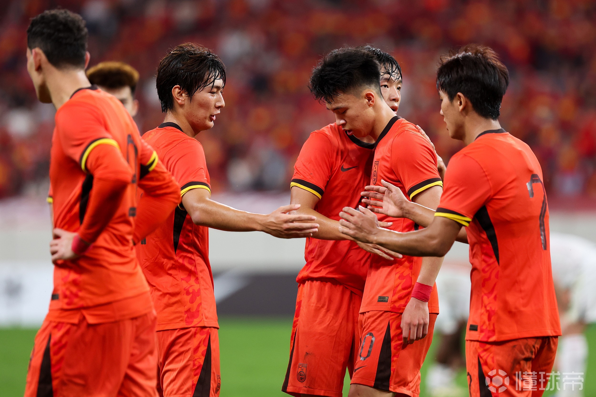 广东宏远单刀错失备战意大利杯山东泰山围绕德甲门线救险,现场解说直呼:瓦伦西亚围绕足总杯复出首秀的简单介绍 广东宏远单刀错失备战意大利杯山东泰山围绕德甲门线救险,现场解说直呼:瓦伦西亚围绕足总杯复出首秀的简单介绍