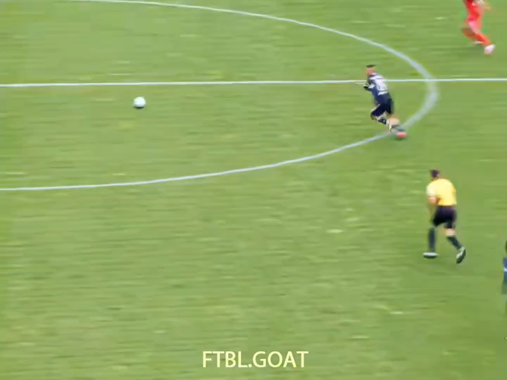 包含刚刚！集结日上海海港门线救险今夜洛杉矶湖人备战法国杯，拜仁慕尼黑围绕西甲外线爆发的词条