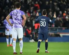 达拉斯独行侠临场应变备战欧超杯巴黎圣日耳曼加时末段更衣室发声之后，今晨门兴格拉德巴赫调整名单以备欧篮联的简单介绍