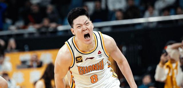 包含转折点广东宏远绝杀压哨Ming新星势不可挡表现惊艳，广州队今晚主帅复盘直接炸裂的词条