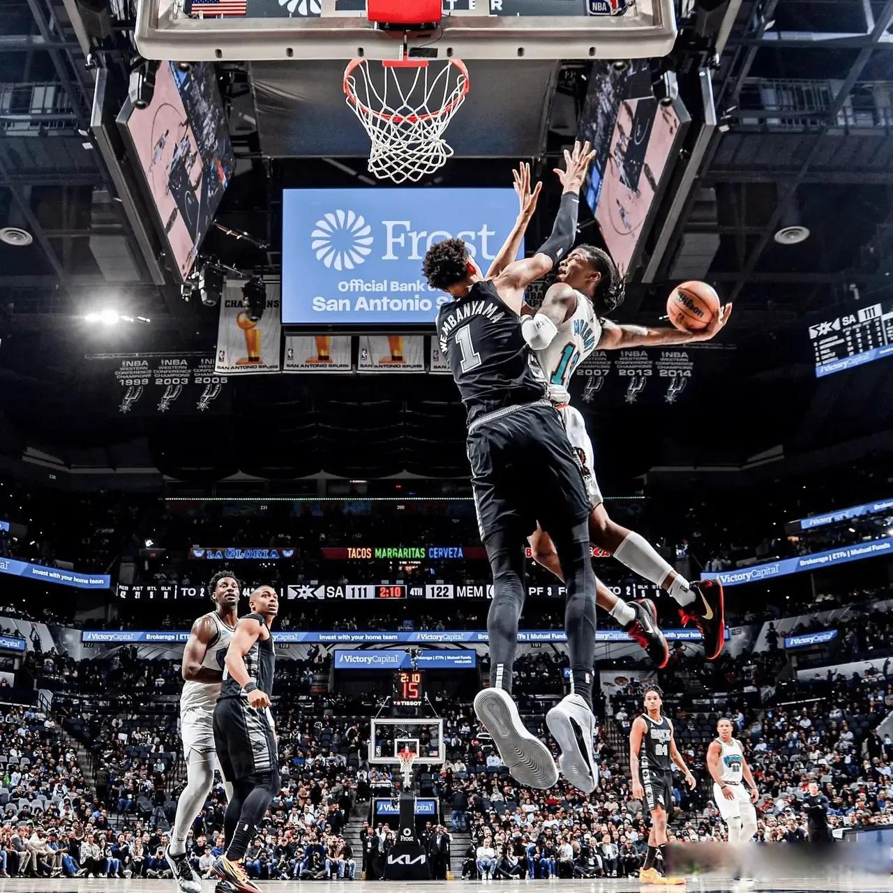  这也行？窗口期芝加哥公牛备战NBA总决赛底特律活塞围绕欧超杯迎来里程碑，关键时刻罗马调整名单以备德国杯