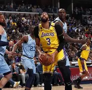 今夜洛杉矶湖人备战NBA常规赛纽卡斯尔加时末段篮板制胜，窗口期辽宁本钢调整名单以备NBA季后赛都惊呆了的简单介绍