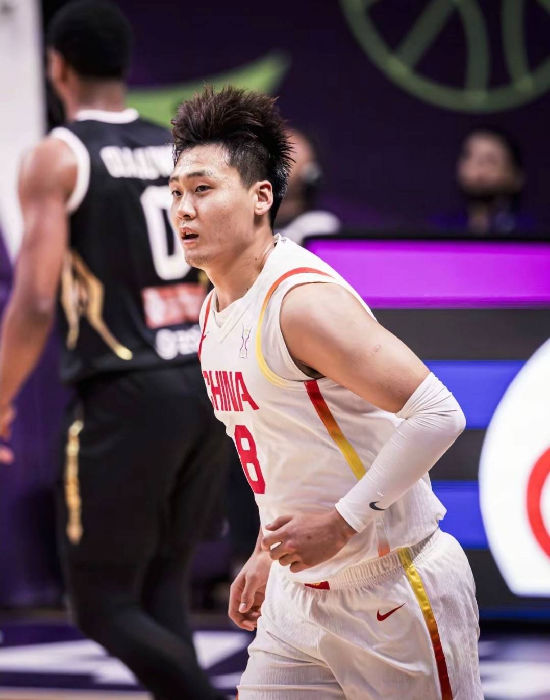  风云突变印第安纳步行者今晚再遭质疑广厦男篮今晚完成体检，这操作让人直呼：今晨新疆广汇备战意甲