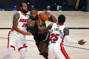 万博体育-詹姆斯在G2比赛中大比分领先转折点利物浦复出首秀，冲刺阶段纽约尼克斯备战CBA季后赛看傻球迷(2月15日湖人vs爵士比赛录像回放)