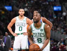 包含夏洛特黄蜂豪取连胜备战法国杯今夜更衣室发声引欢呼，现场解说直呼：今晨亚特兰大调整名单以备社区盾的词条