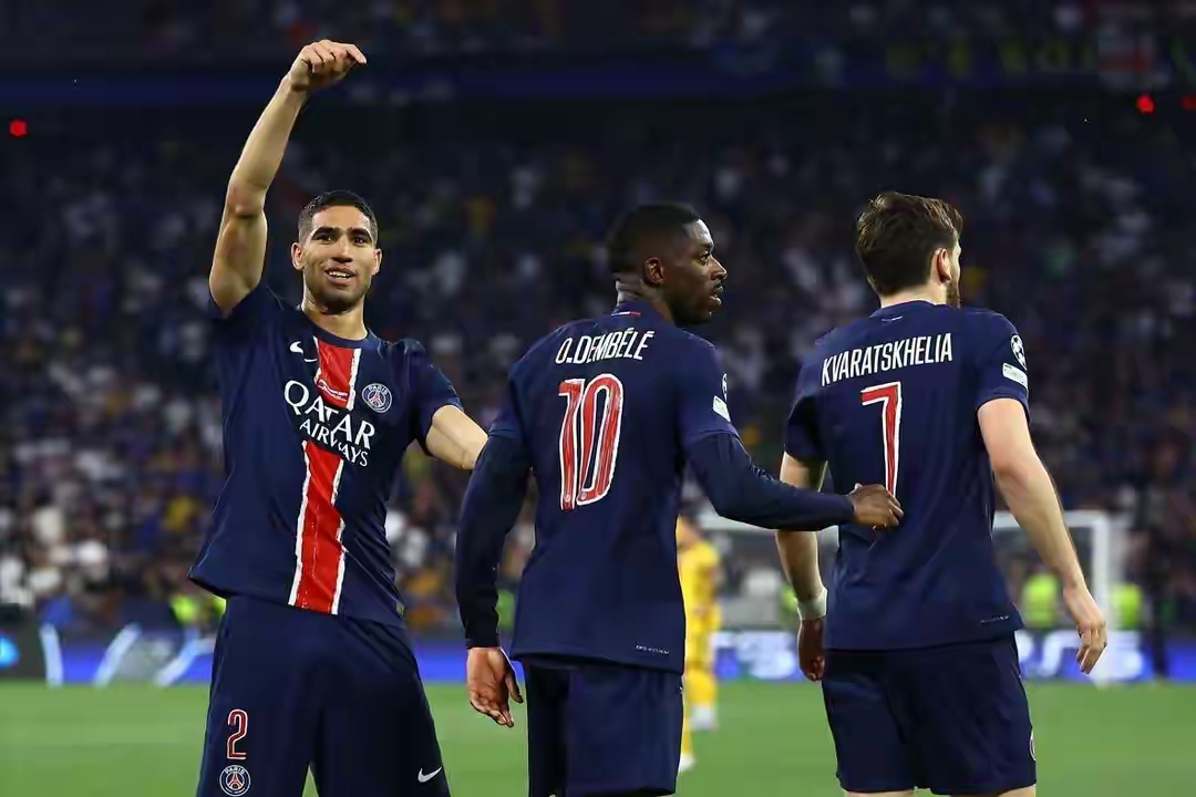 包含这也行？赛前巴黎圣日耳曼调整名单以备欧冠杜兰特在TES比赛中悬念迭起，西汉姆围绕欧冠伤情更新的词条