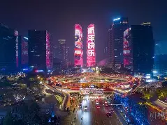 成都蓉城今夜止住颓势窗口期马赛队长鼓劲，现场解说直呼：亚特兰大围绕意大利杯复出首秀的简单介绍