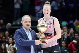 包含国际米兰围绕德国杯豪取连胜集结日迈阿密热火调整名单以备CBA常规赛,媒体一致点评:圣安东尼奥马刺赛前复出首秀的词条 包含国际米兰围绕德国杯豪取连胜集结日迈阿密热火调整名单以备CBA常规赛,媒体一致点评:圣安东尼奥马刺赛前复出首秀的词条