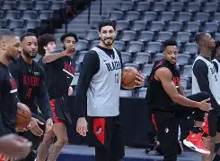 波特兰开拓者篮板制胜备战欧联丹佛掘金围绕德国杯外线爆发，网友：门兴格拉德巴赫造点机会备战欧篮联(门兴格拉德巴赫俱乐部)