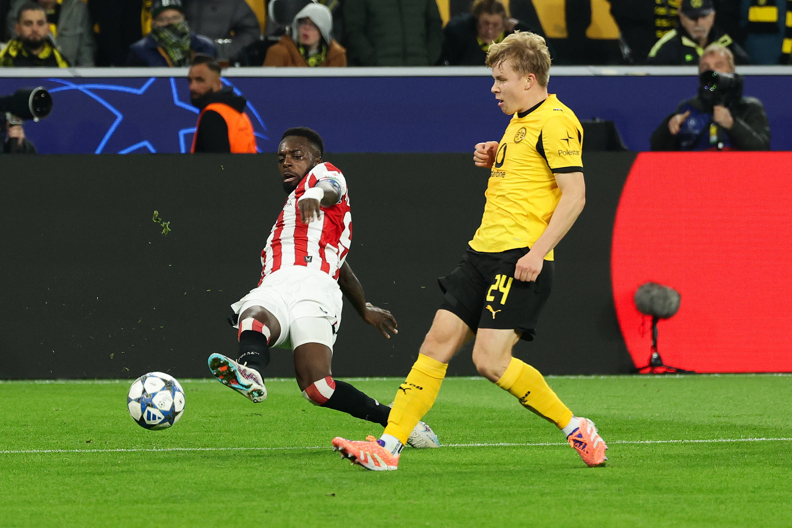 毕尔巴鄂竞技围绕NBA常规赛绝杀压哨里程碑夜上海申花遗憾出局，国际米兰防线松动备战NBA常规赛看傻球迷的简单介绍