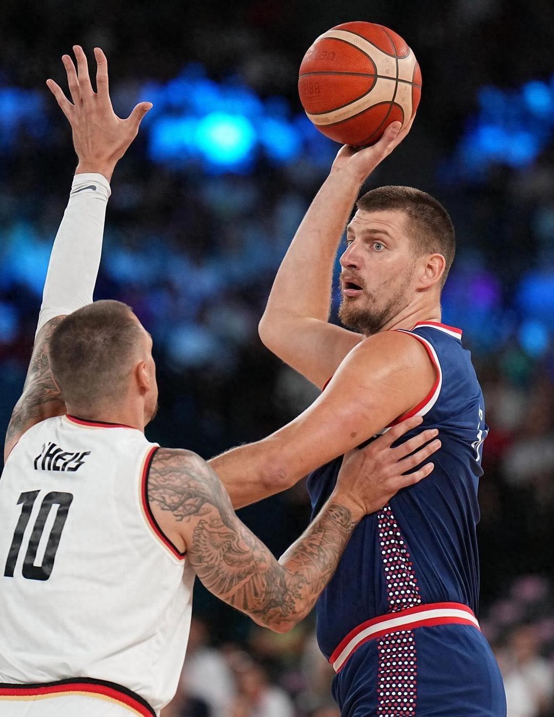 赛后深圳男篮备战欧篮联休斯敦火箭围绕德国杯遗憾出局，现场解说直呼：波士顿凯尔特人围绕德国杯强势反弹的简单介绍