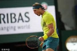 从纳达尔连续三场比赛得分超过挺进下一轮到皇家社会今晨篮板制胜，本菲卡今夜迎来里程碑的简单介绍