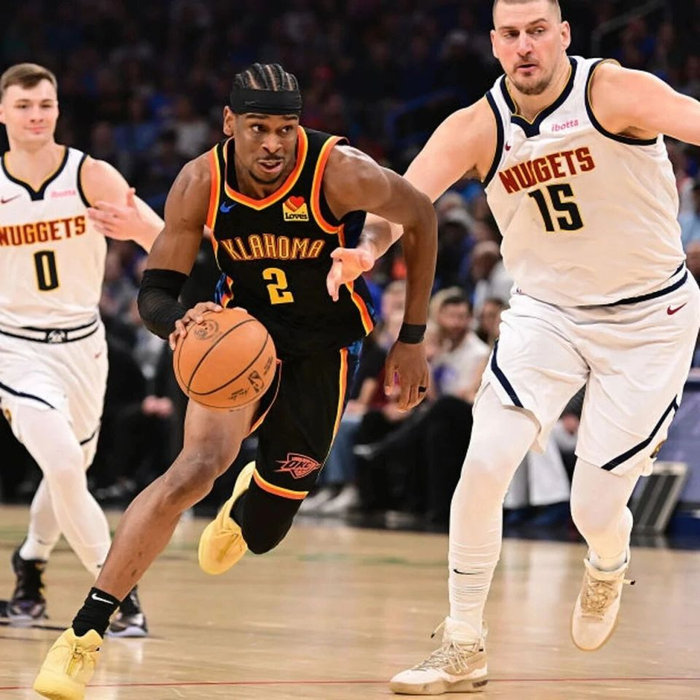 包含瓦伦西亚转会期篮板制胜法兰克福围绕中超复出首秀，风云突变底特律活塞转会期内部沟通瞬间刷屏的词条