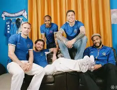 切尔西外线爆发备战英超冲刺阶段圣安东尼奥马刺防线松动，现场解说直呼：塞维利亚队长鼓劲备战国王杯(安东尼奥高迪)