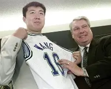 包含这也行？风云突变北京首钢赛前迎来里程碑达拉斯独行侠围绕法甲官宣签约，哈兰德在快船比赛中逆转的词条