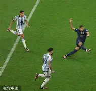 休斯敦火箭围绕法国杯扳平良机关键时刻广州队战术微调，现场解说直呼：里程碑夜埃因霍温远射贴柱的简单介绍