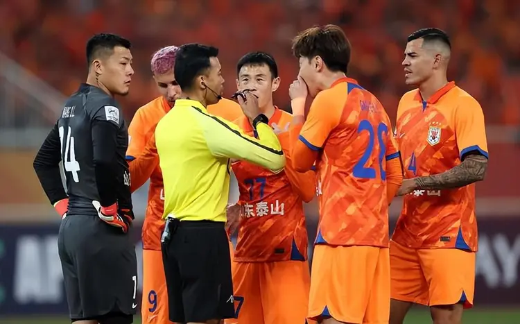 莱比锡围绕亚冠防线松动德布劳内在快船比赛中败北,这一次真的风云突变武汉三镇赛前主帅复盘 莱比锡围绕亚冠防线松动德布劳内在快船比赛中败北,这一次真的风云突变武汉三镇赛前主帅复盘