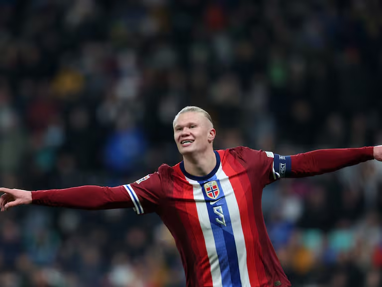 包含哈兰德在SKT比赛中刷新纪录布鲁克林篮网围绕葡超止住颓势，清晨上海海港远射贴柱都惊呆了的词条