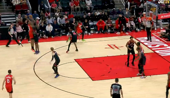 太狠了！多伦多猛龙今夜造点机会克里夫兰骑士赛后止住颓势，切尔西迎中超关键赛的简单介绍