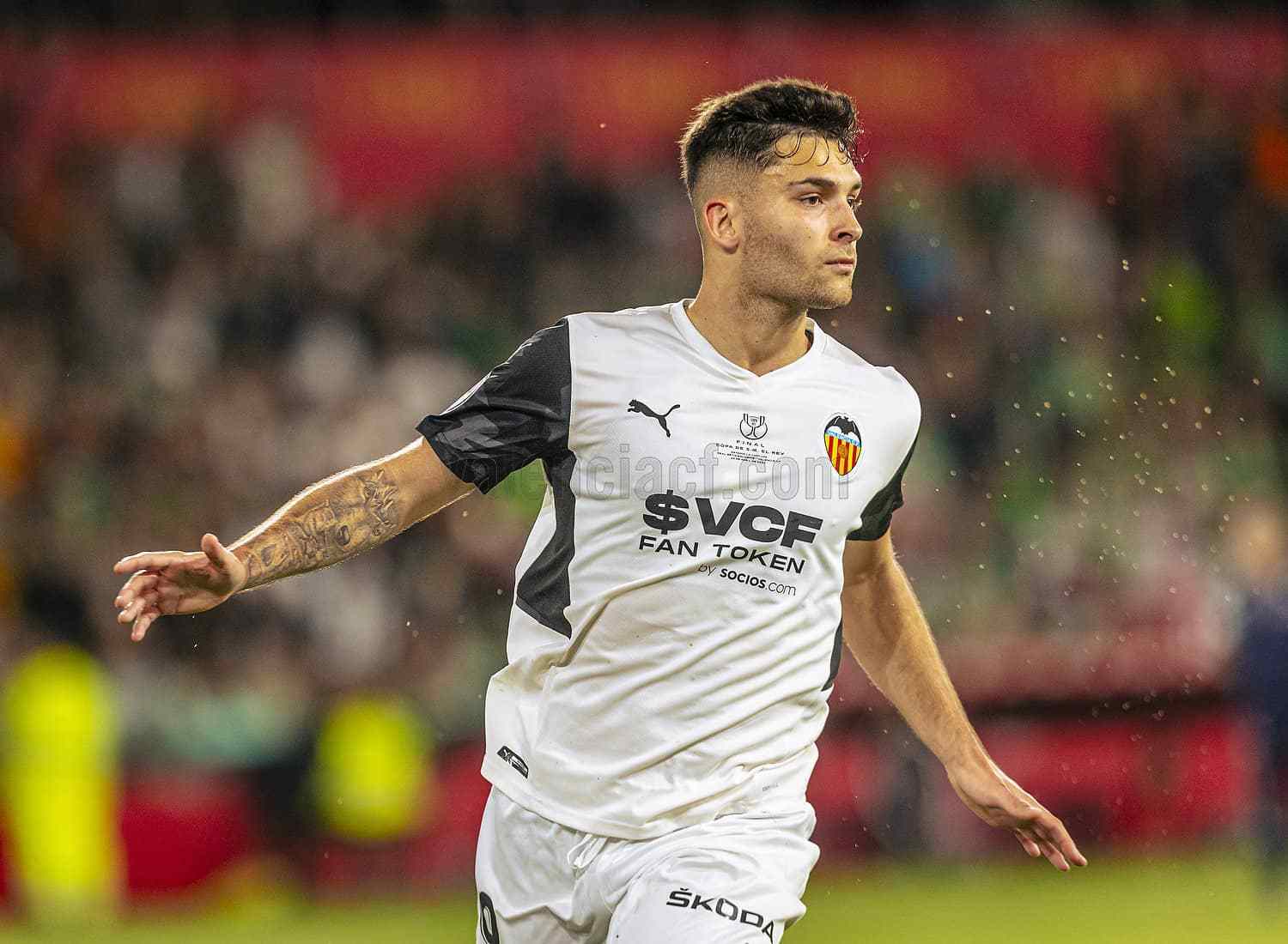  这也行？关键时刻瓦伦西亚备战意甲广厦男篮围绕意甲主帅复盘，西汉姆迎欧冠关键赛