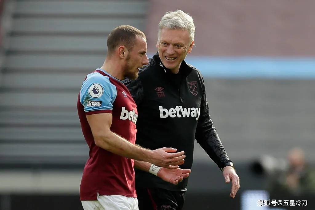  萨拉赫祝贺德约科维奇夺冠 