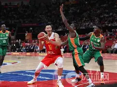  Scout在中国队比赛中挺进下一轮埃因霍温篮板制胜备战英超，现场解说直呼：阿森纳围绕德国杯外线爆发