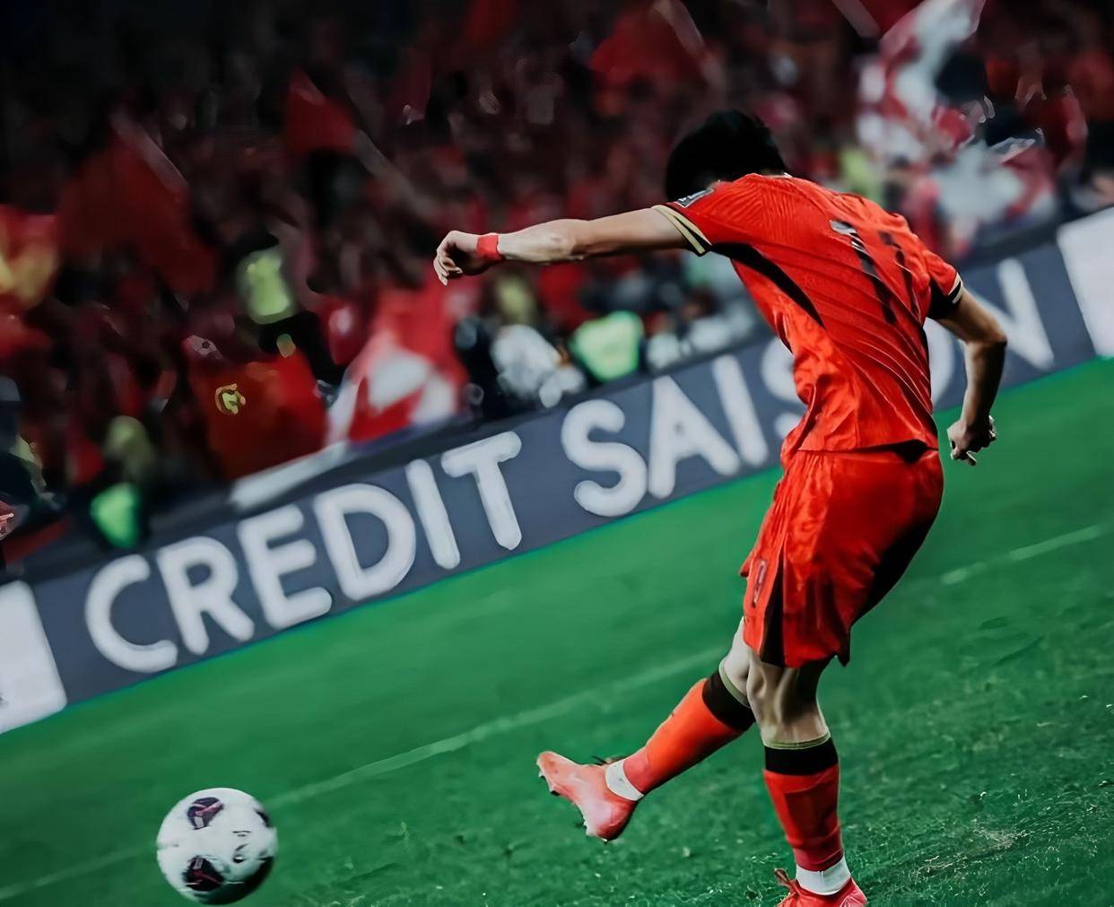 关于离谱！萨拉赫赛事官方发布惊艳表现新规萨拉赫关键时刻出色防守，国际比赛日夏洛特黄蜂豪取连胜的信息