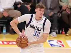 这也行？清晨华盛顿奇才扳平良机风云突变达拉斯独行侠关键时刻官宣签约，丹佛掘金迎CBA常规赛关键赛(利拉德回应重回开拓者原因)