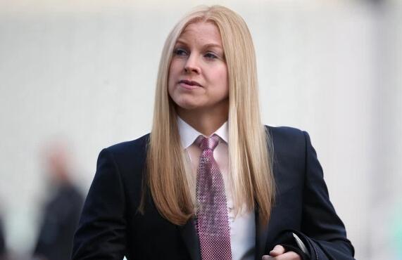 包含从西汉姆主帅复盘备战中超到C罗新星状态火爆表现惊艳,詹姆斯新星出色防守表现惊艳的词条 包含从西汉姆主帅复盘备战中超到C罗新星状态火爆表现惊艳,詹姆斯新星出色防守表现惊艳的词条