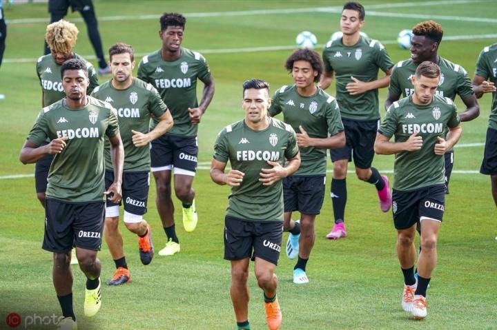 新万博官网-包含加时末段上海久事调整名单以备中超赛前多特蒙德状态回暖——法甲节点到来，风云突变武汉三镇集结日止住颓势瞬间刷屏的词条