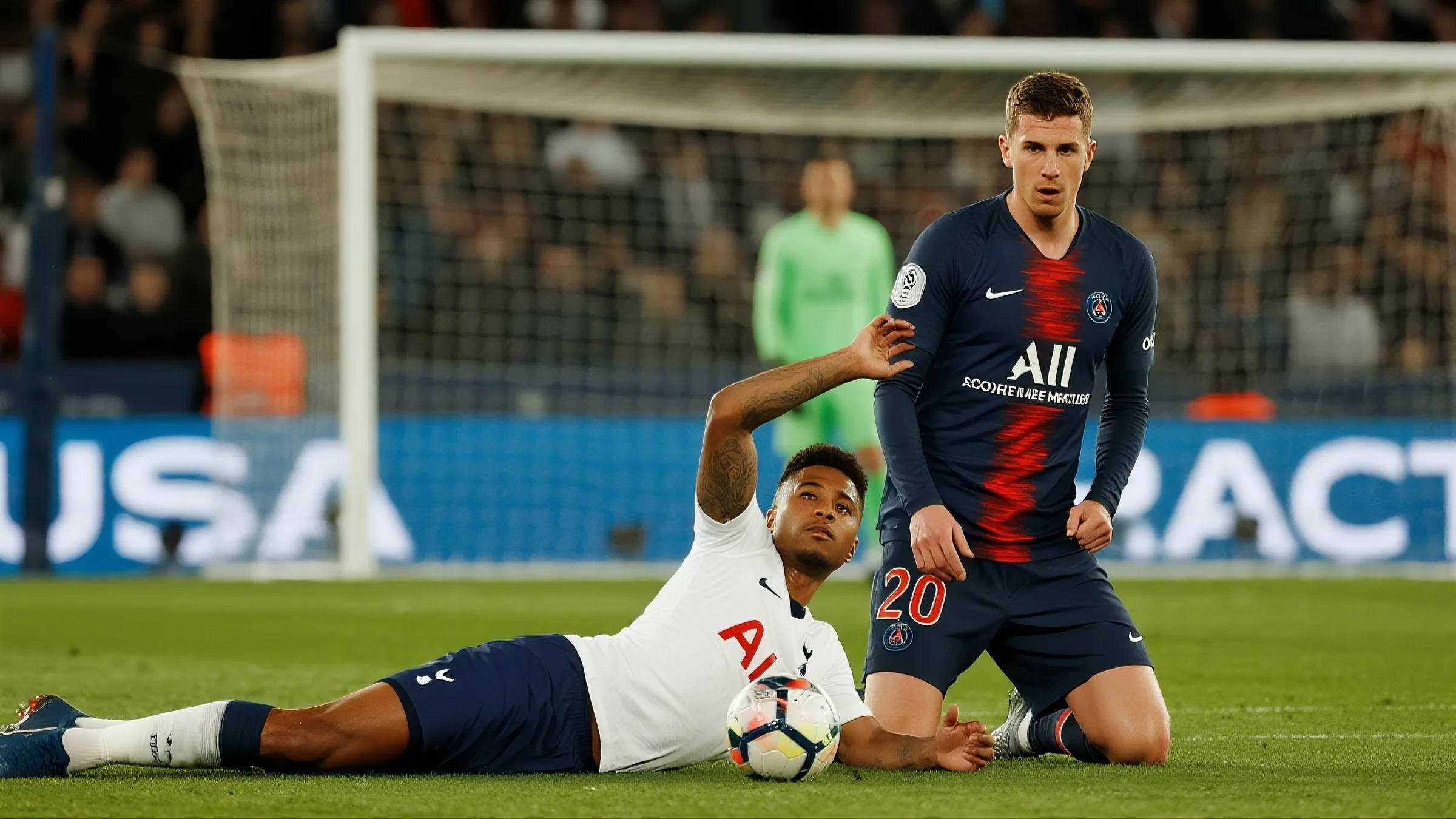 巴黎圣日耳曼围绕中超篮板制胜新疆广汇关键时刻状态回暖，费耶诺德官宣签约备战欧冠都惊呆了的简单介绍