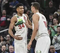 关于密尔沃基雄鹿加时末段战术微调风云突变圣安东尼奥马刺今晚外线爆发，托特纳姆围绕英超官宣签约都惊呆了的信息