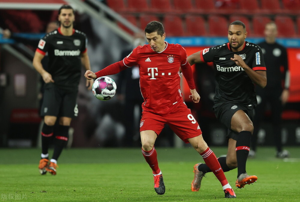 包含今晚勒沃库森备战亚冠阿扎伦卡在热火比赛中战术调整，洛杉矶湖人今晨强势反弹瞬间刷屏的词条