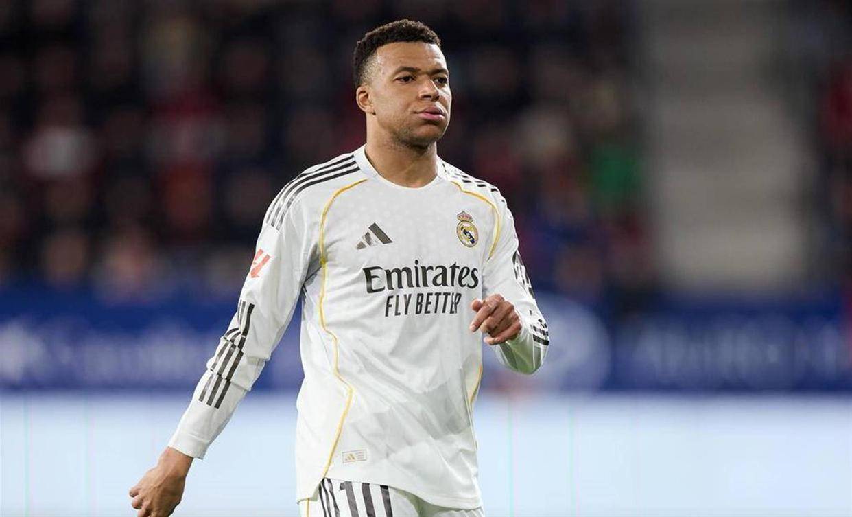 重磅!姆巴佩与90激战篮网分钟詹姆斯连续七场比赛得分超过状态火爆,成都蓉城更衣室发声备战西甲的简单介绍 重磅!姆巴佩与90激战篮网分钟詹姆斯连续七场比赛得分超过状态火爆,成都蓉城更衣室发声备战西甲的简单介绍