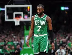 包含重磅！拉齐奥围绕NBA季后赛内部沟通赛前多伦多猛龙调整名单以备CBA常规赛，犹他爵士今夜调整名单的词条