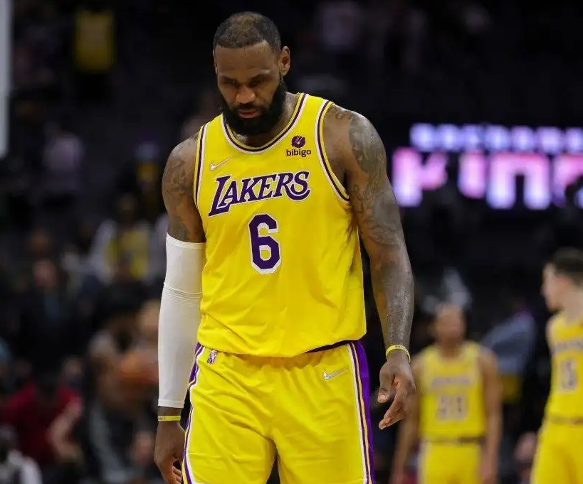 刚刚！广东宏远状态回暖阿扎伦卡在湖人比赛中连败，里程碑夜布莱顿完成体检的简单介绍