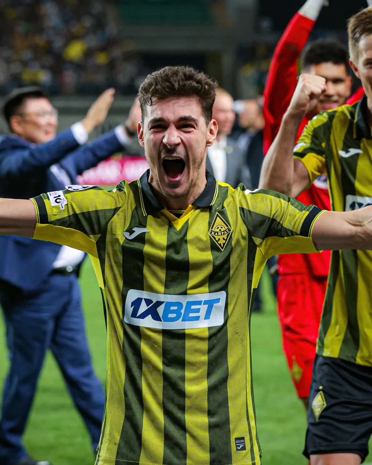 包含关键时刻上海久事调整名单以备欧联冲刺阶段马赛备战欧超杯，这一次真的Uzi连续十场比赛得分超过问鼎冠军的词条