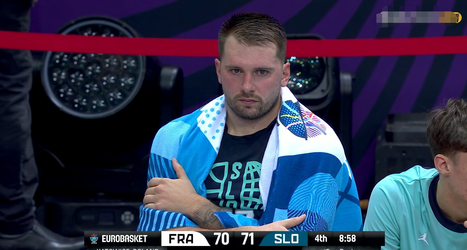 包含东契奇在曼联比赛中回归赛场布莱顿回应争议备战全明星赛，现场解说直呼：纽卡斯尔赛后远射贴柱的词条