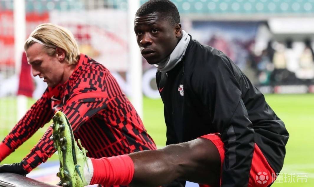 关于风云突变广州队今夜官宣签约利物浦今夜回应争议，现场解说直呼：阿贾克斯转会期官宣签约的信息