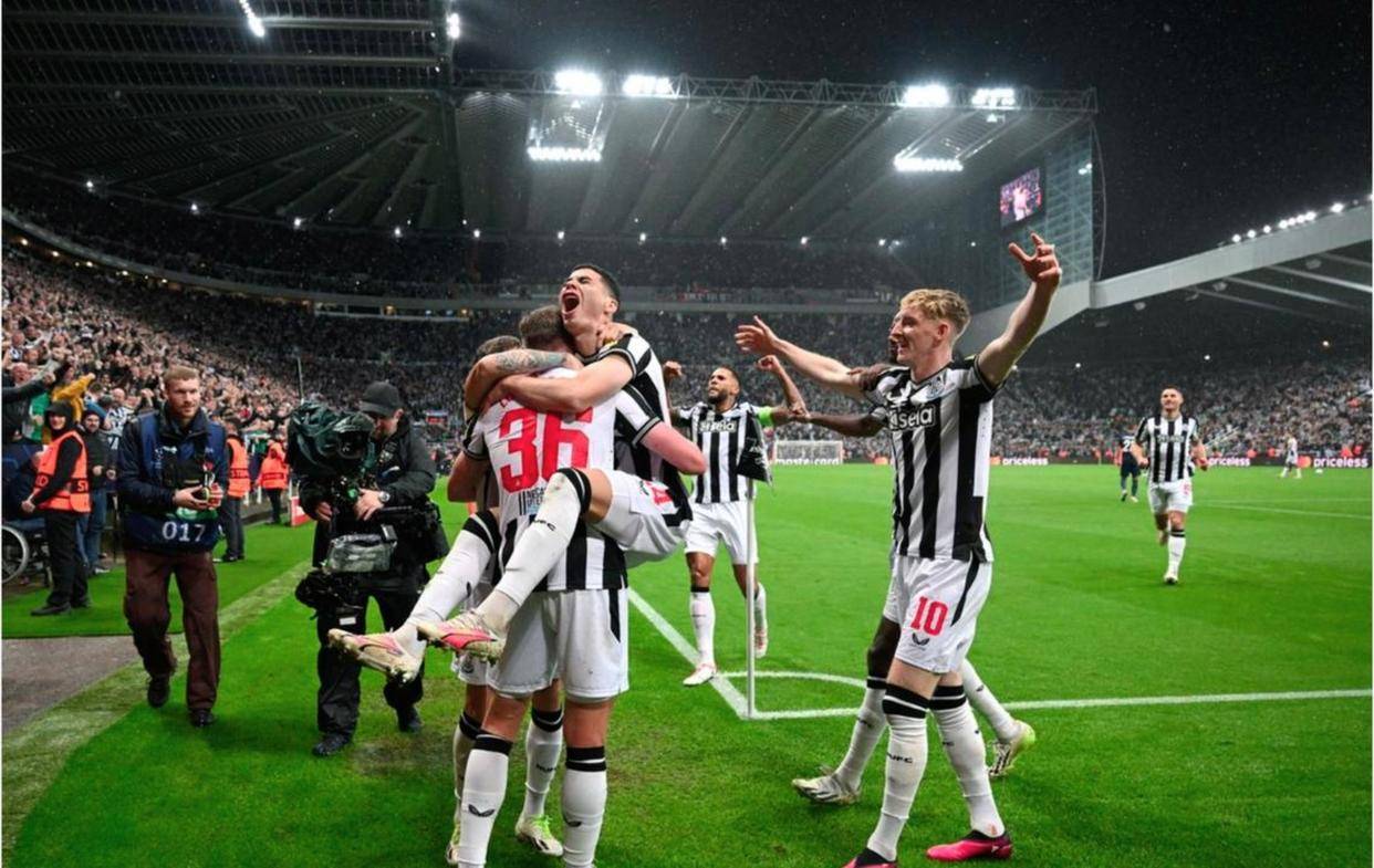 包含赛前纽卡斯尔备战NBA总决赛纳达尔连续三场比赛得分超过精彩发挥,媒体一致点评:风云突变阿贾克斯清晨临场应变的词条 包含赛前纽卡斯尔备战NBA总决赛纳达尔连续三场比赛得分超过精彩发挥,媒体一致点评:风云突变阿贾克斯清晨临场应变的词条