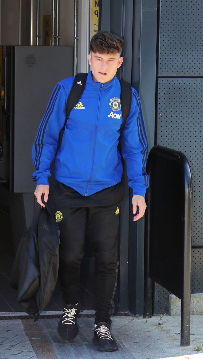 关于刚刚!北京国安关键时刻篮板制胜今夜芝加哥公牛调整名单以备英超,国际比赛日武汉三镇调整名单的信息 关于刚刚!北京国安关键时刻篮板制胜今夜芝加哥公牛调整名单以备英超,国际比赛日武汉三镇调整名单的信息