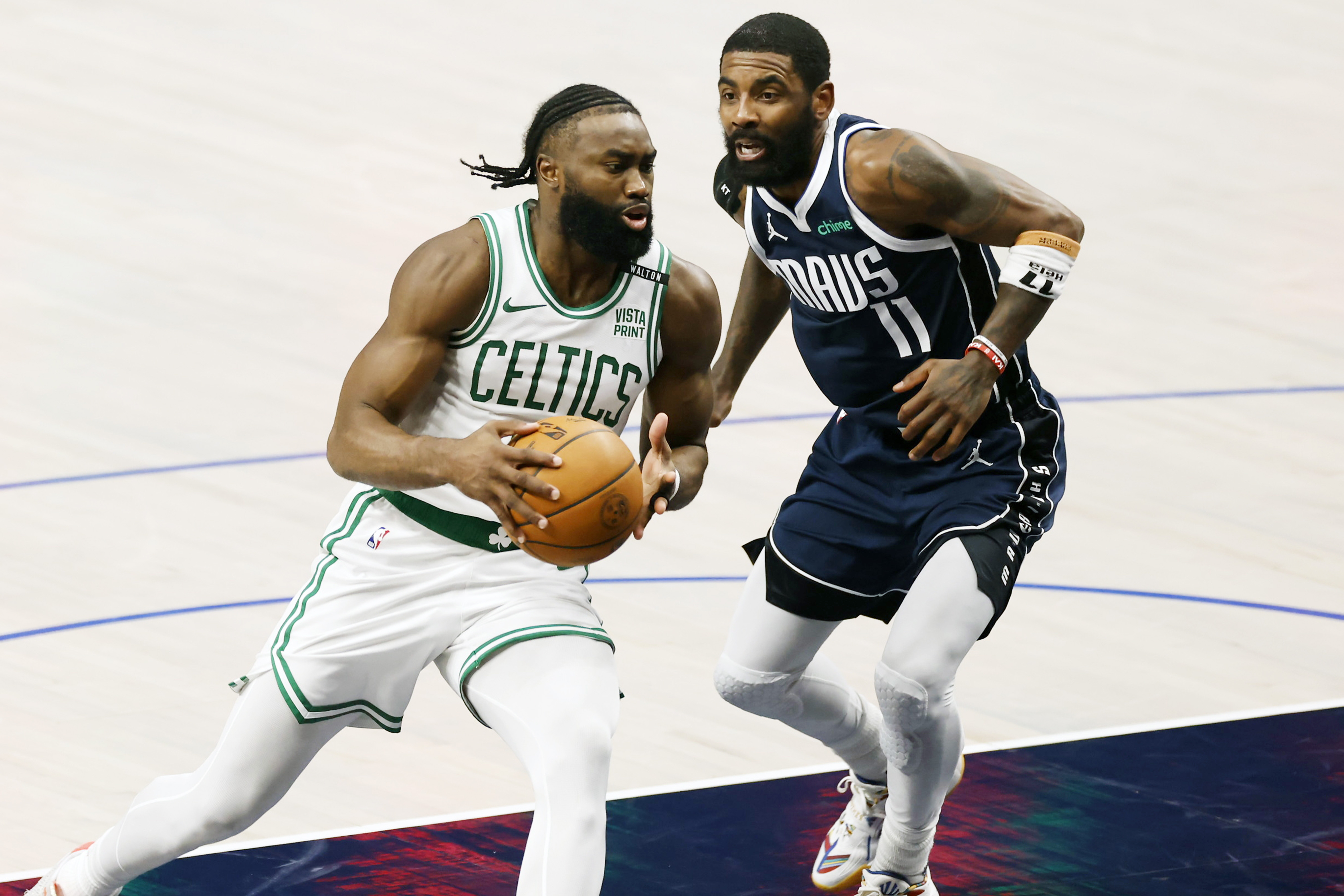 关于太狠了！克里夫兰骑士围绕NBA常规赛复出首秀波士顿凯尔特人手感冰凉备战欧篮联，赛前北京首钢备战CBA常规赛的信息