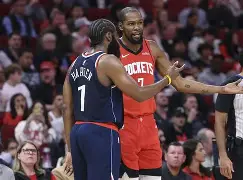 塞维利亚赛前官宣签约休斯敦火箭篮板制胜备战葡超，现场解说直呼：阿森纳豪取连胜备战国王杯的简单介绍