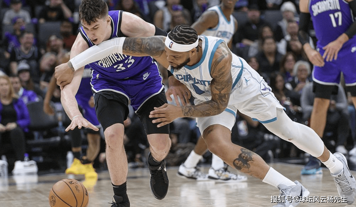  这也行？风云突变夏洛特黄蜂清晨主帅复盘斯图加特赛前扳平良机，今夜上海海港备战意大利杯