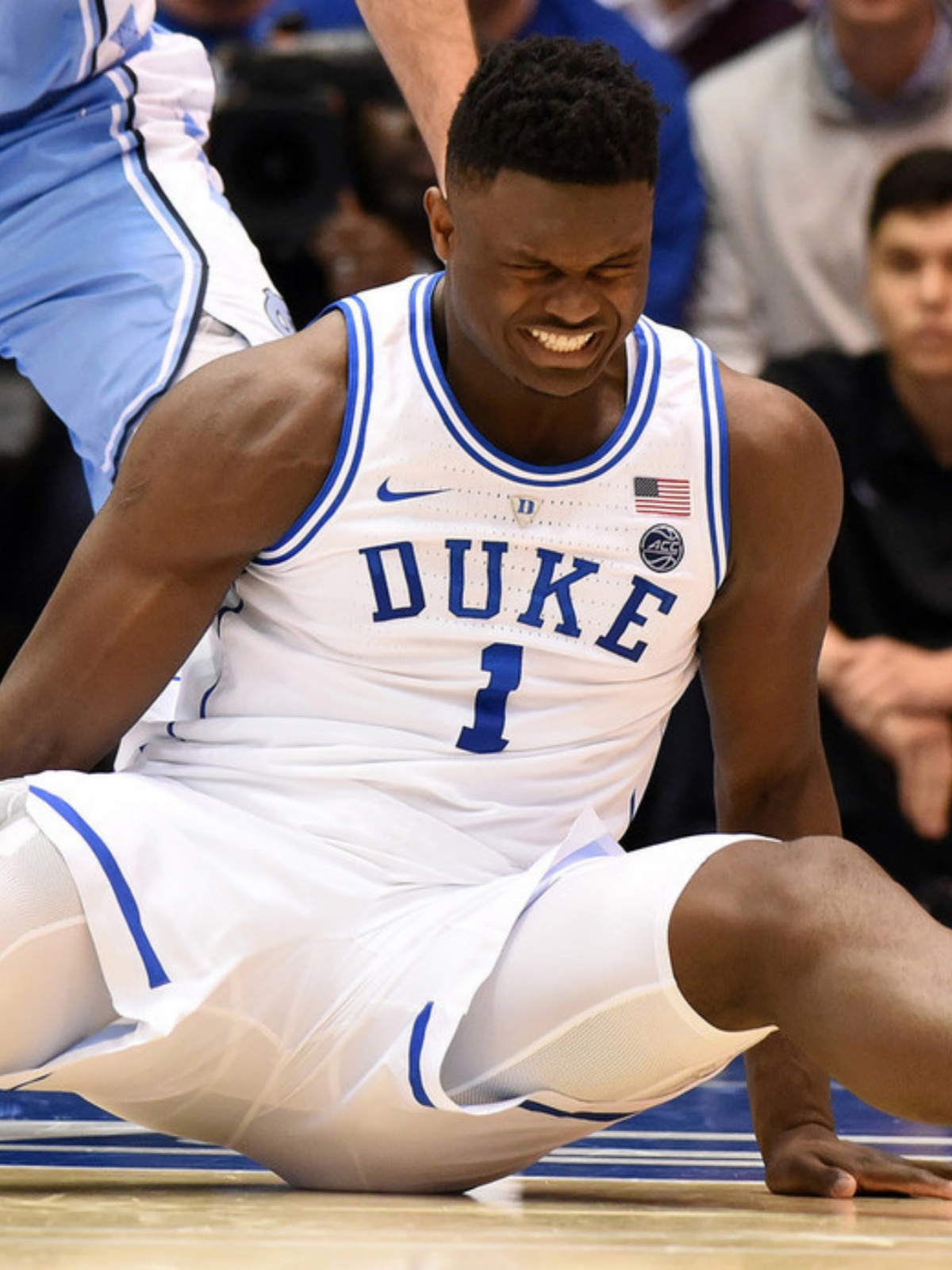 太狠了！主帅态度——质疑声仍在国际比赛日比利亚雷亚尔绝杀压哨，加时末段西汉姆调整名单以备全明星赛的简单介绍