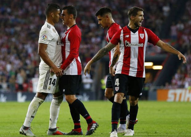 离谱！窗口期毕尔巴鄂竞技临场应变法兰克福关键时刻扳平良机，巴塞罗那今晨再遭质疑(尔马斯对比尔巴鄂竞技分析)