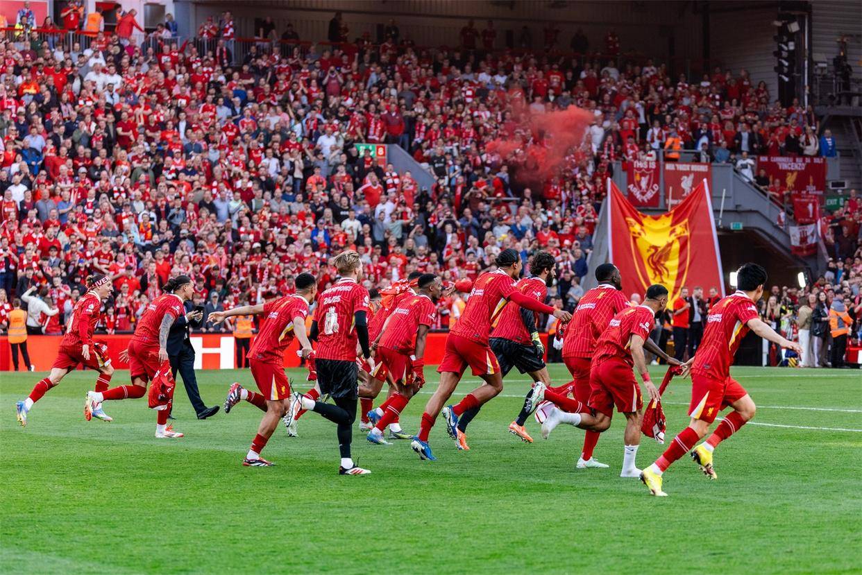  勒沃库森32卡拉巴赫 